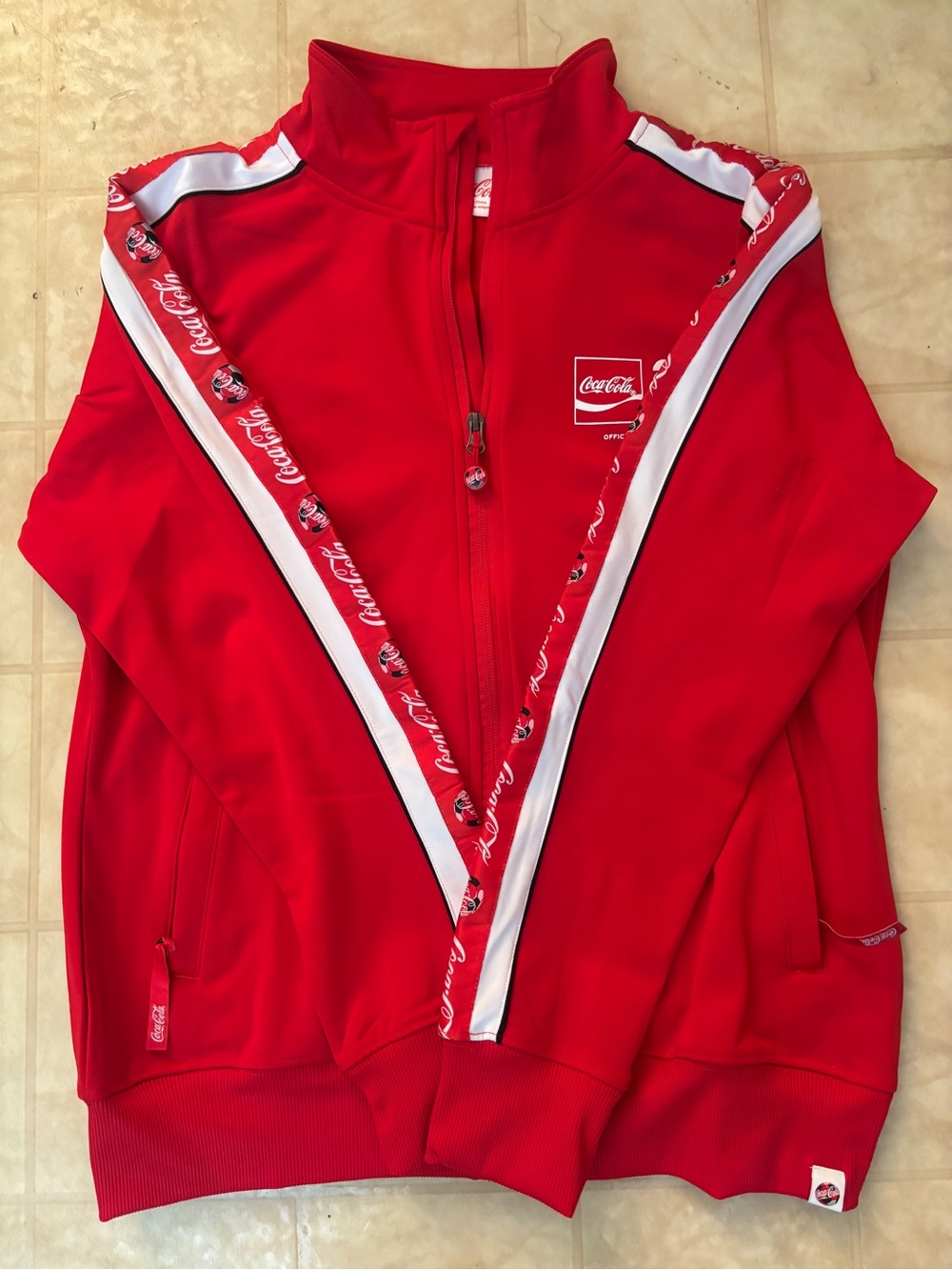 Coca-Cola x FIFA World Cup 2026 Exclusive Track Jacket – Women's Medium